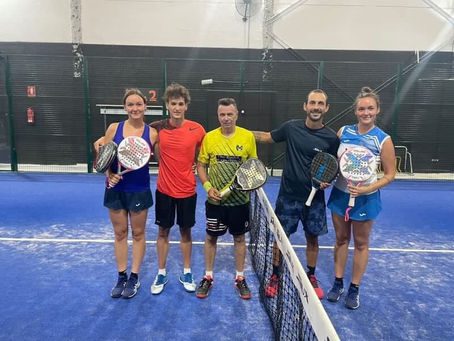 Padel pozdrav z Valencie od sester Zemanových