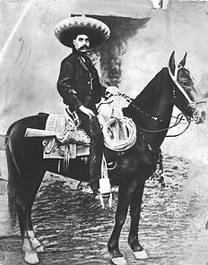 emiliano-zapata_f103ad4f_550x698.jpg