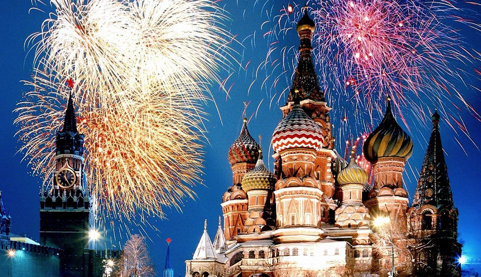 Новогодний фейерверк около Кремля