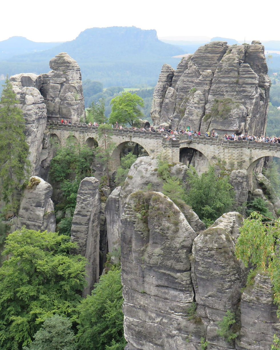 Die Sächsische hat viele Highlights für Wandernde zu bieten