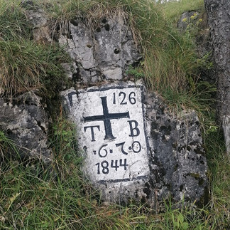 Grenzstein am Kranzhorn