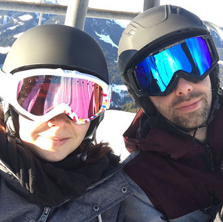 Lisa und Erich beim Ski fahren in der Skiwelt Westendorf