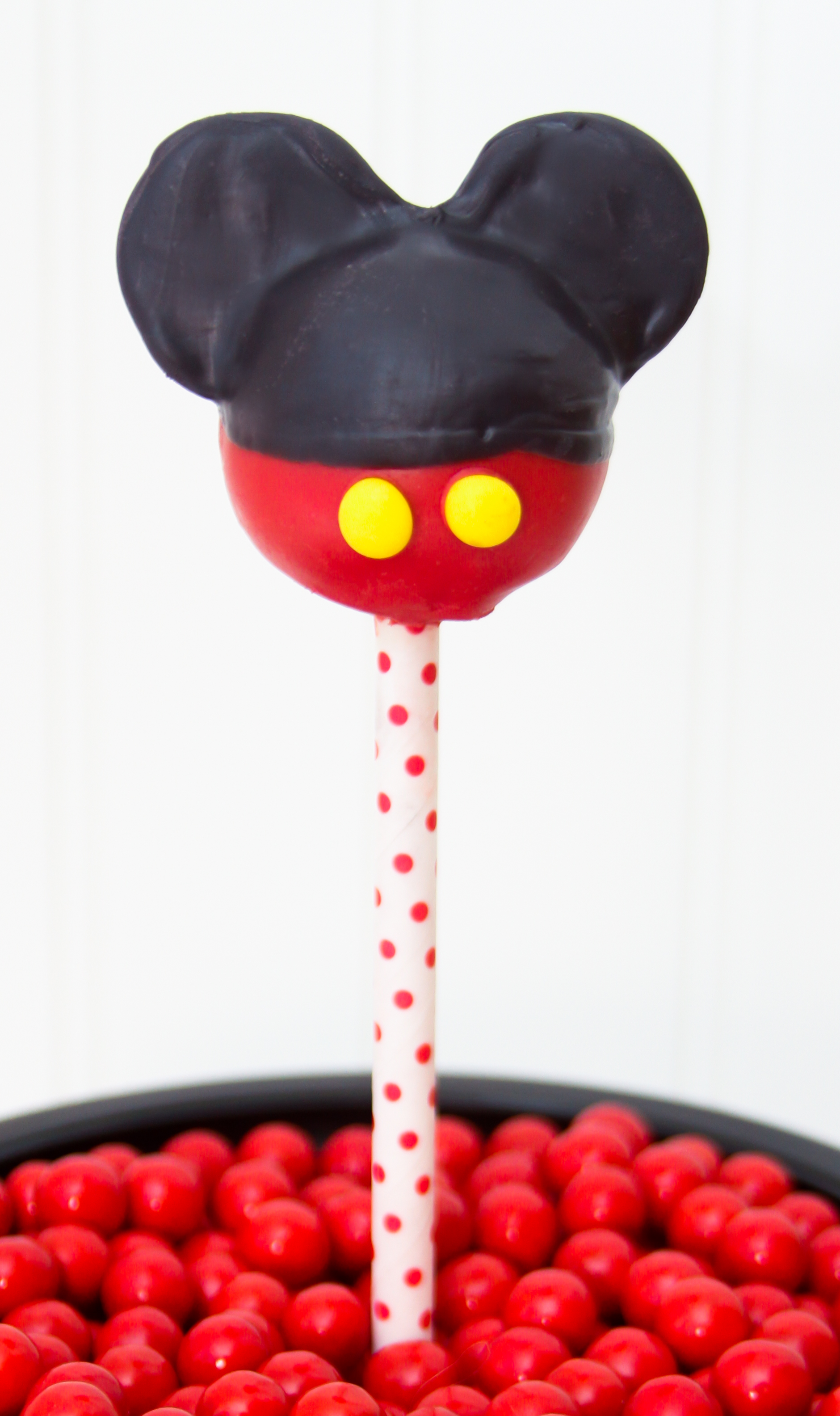 Mickey Cake Pops $4
