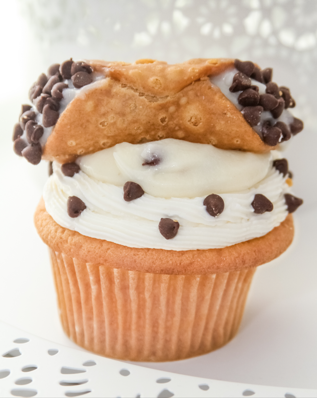 Holy Cannoli Cupcake