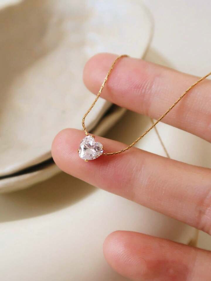 Minimal anti tarnish Dreamy heart necklace