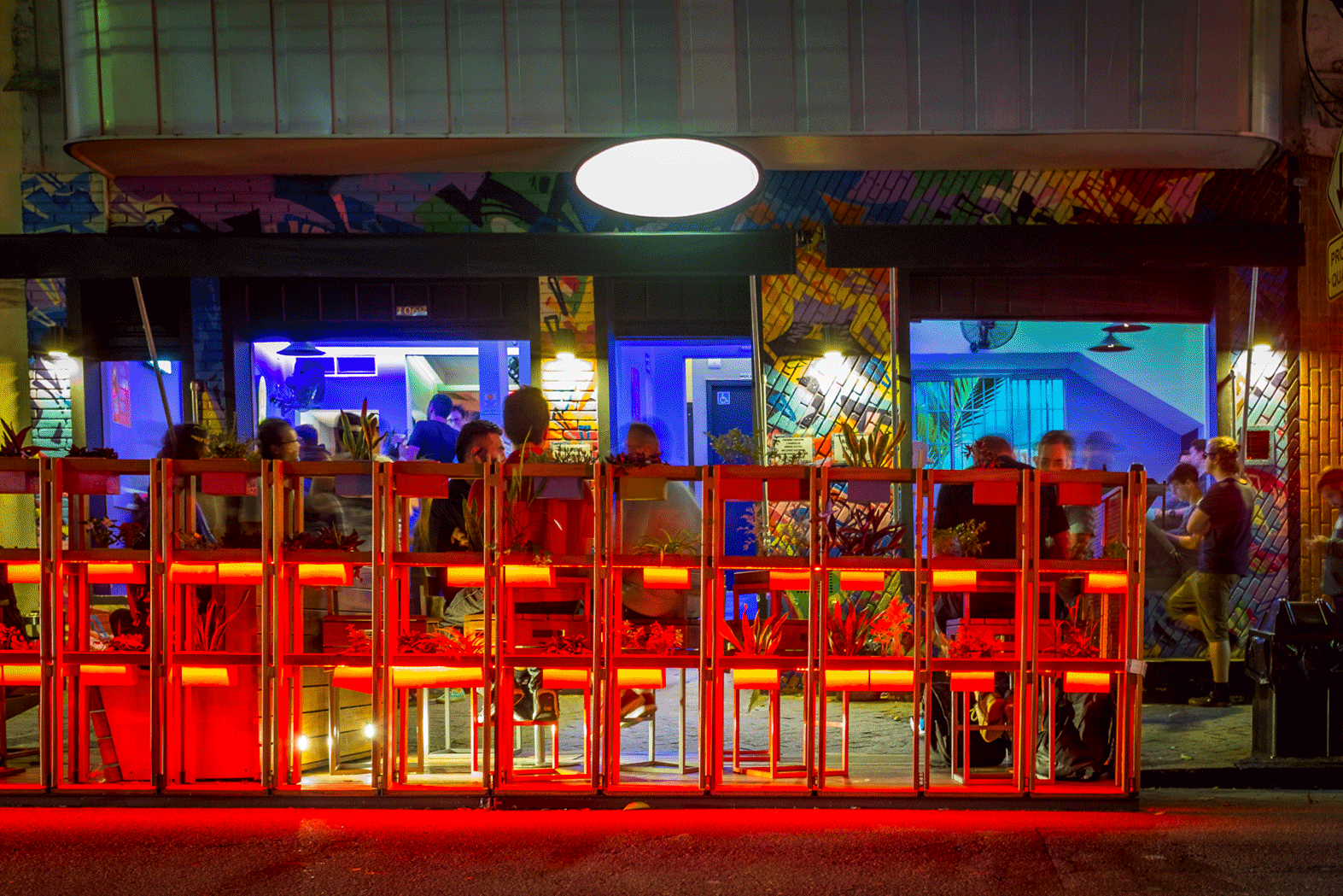 PARKLET SUPRA BAR - SANTANDER - RUA HUMBERTO I - HAA - GIF 02