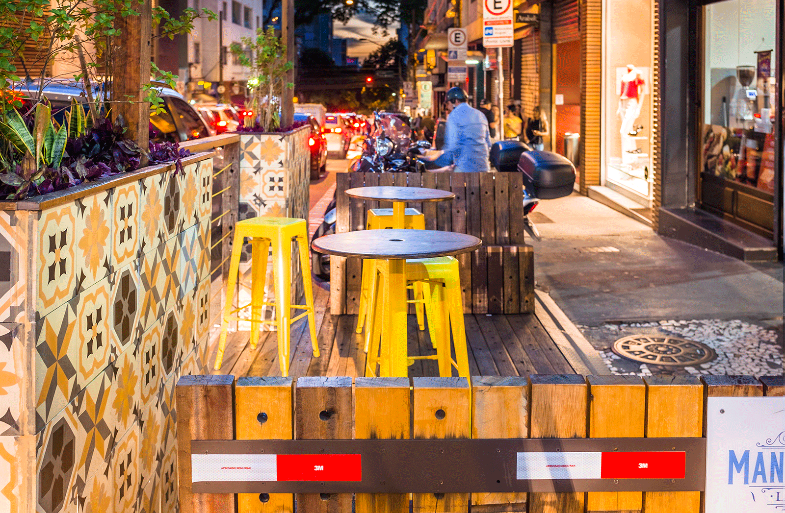 PARKLET MANTEIGARIA - RUA PAMPLONA - HAA - GIF-03