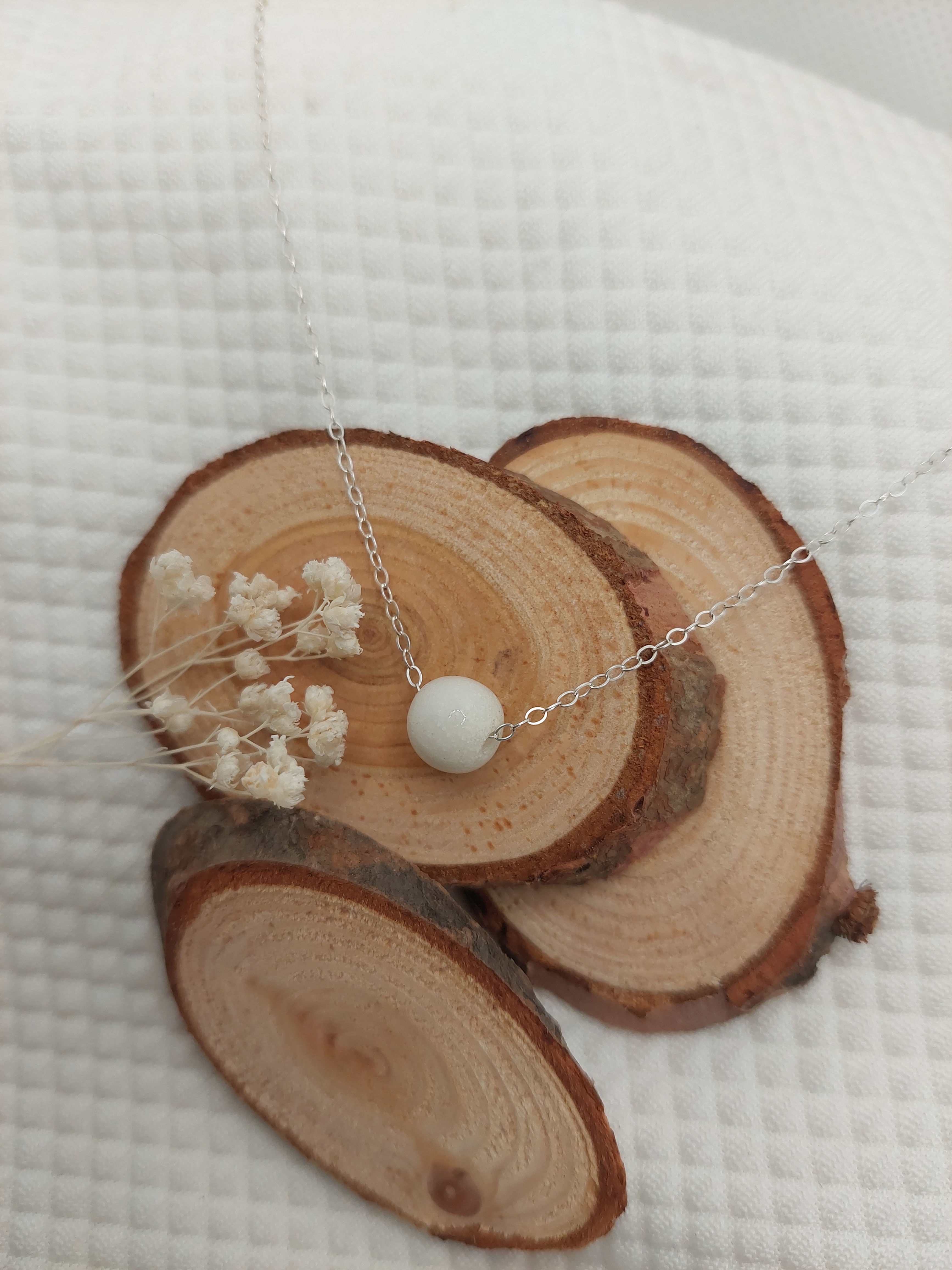 Zilveren ketting met geregen parel