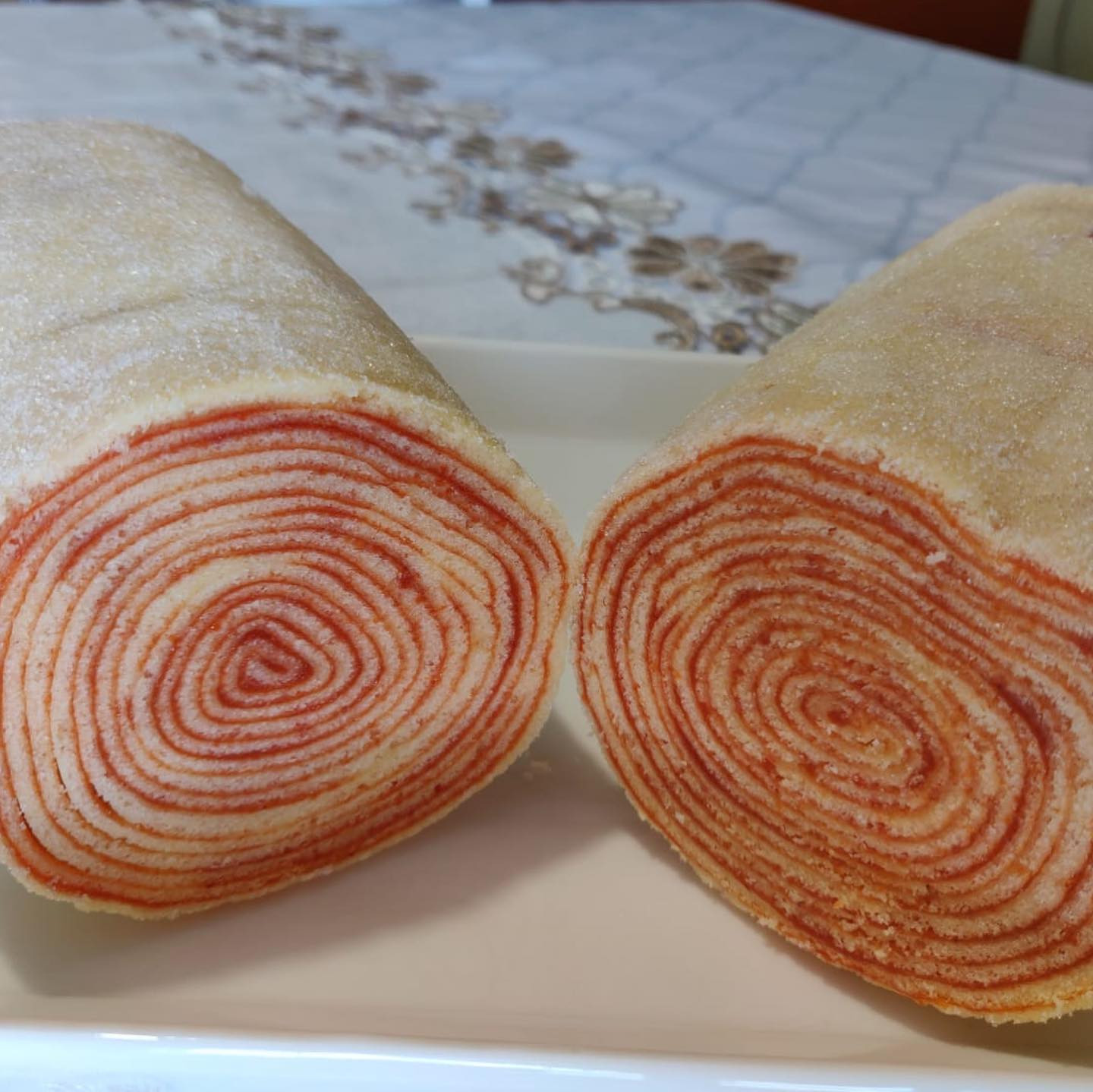 Brazilian Guava Cake Roll (Half Cake) / Bolo de Rolo (Metade)