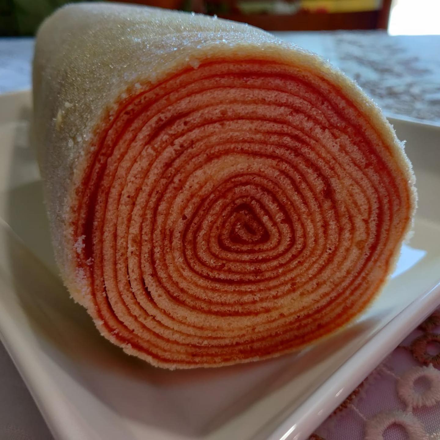 Brazilian Guava Cake Roll (Full Cake) / Bolo de Rolo (Inteiro)