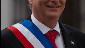 Presidente de Chile retoma la tradición de vivir en La Moneda