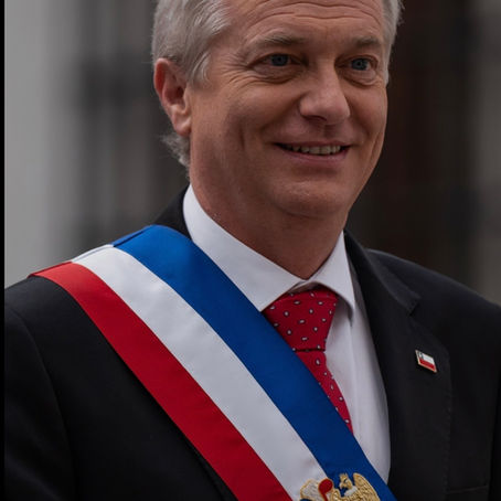 Presidente de Chile retoma la tradición  de vivir en La Moneda