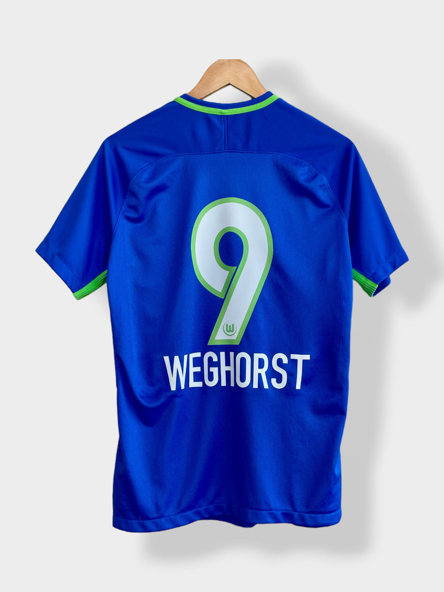 Nike Wolfsburg 17/18 Away Jersey - Weghorst #9 - M - USED: Very Good
