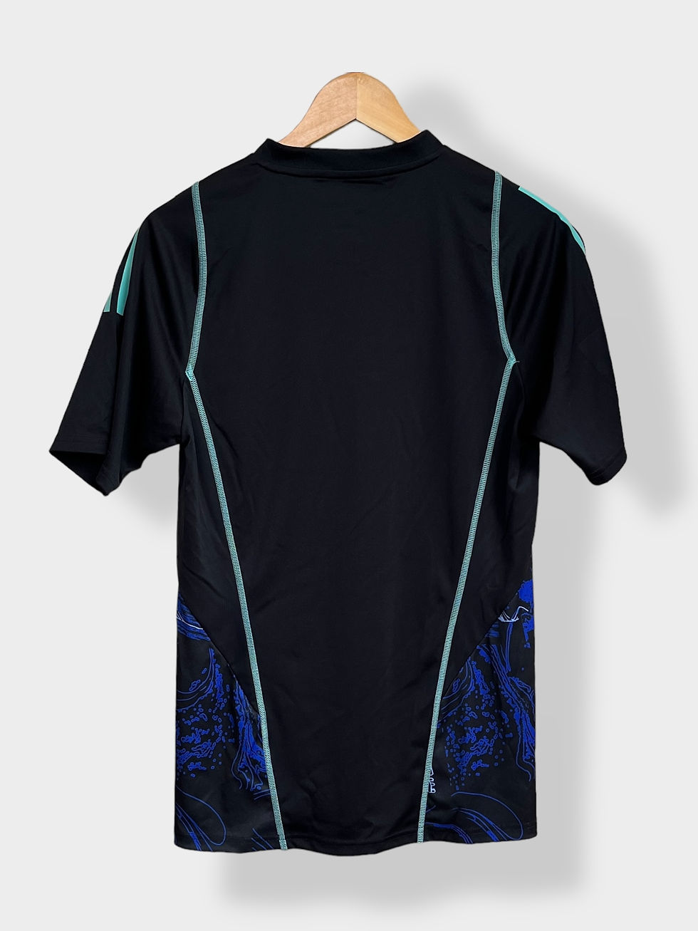 Thumbnail: adidas Atlanta United 2023 One Planet Jersey - S - USED: Very Good
