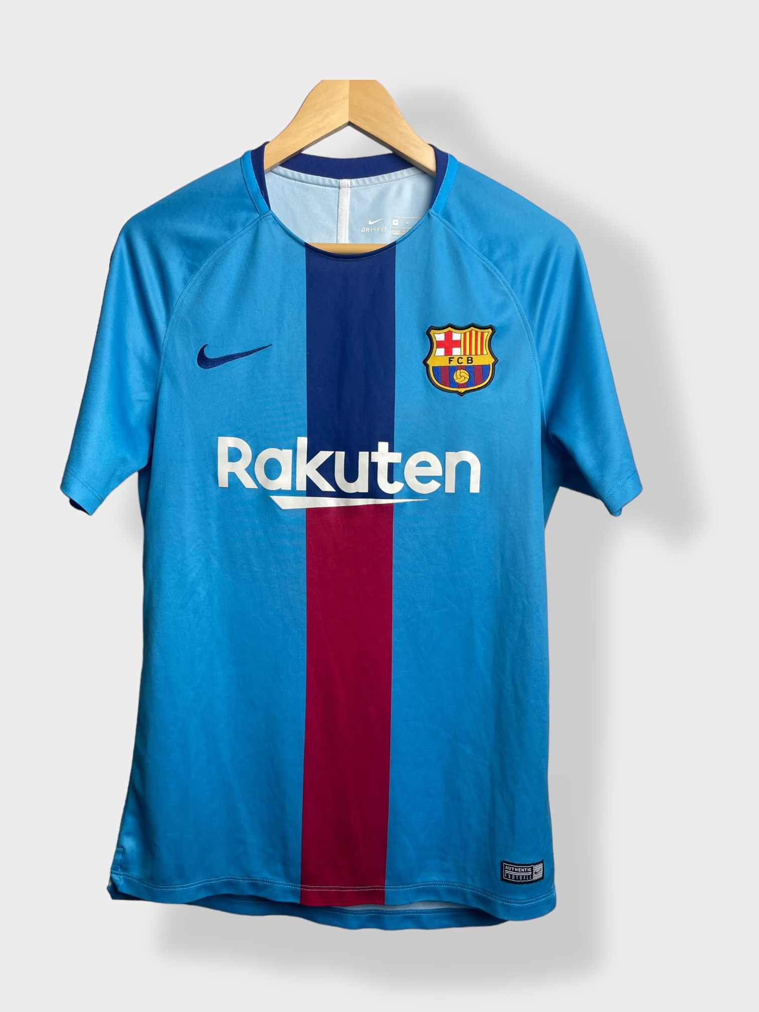 Nike Barcelona 18/19 Training Jersey - M - USED: Very Good