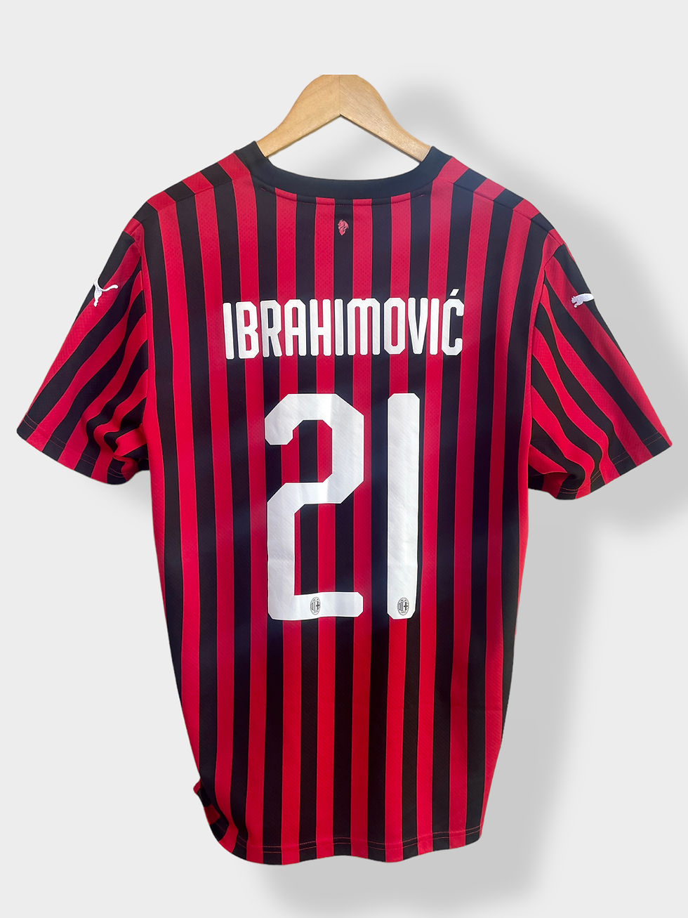Puma AC Milan 19/20 Home Jersey - Ibrahimović #21 - L - USED: Excellent 