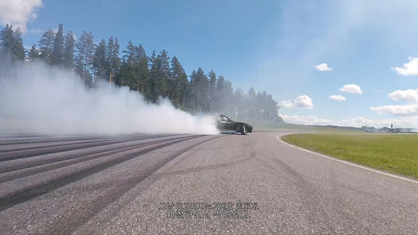 스키드_단채널 영상_13분 39초_2022(2).jpg