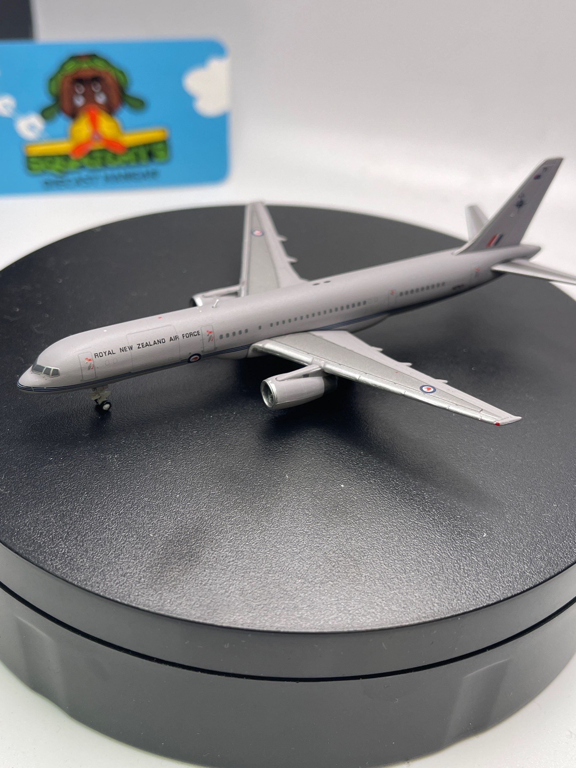 Royal New Zealand 757-200