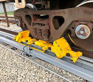 Calbrandt-Low-Dog-Chain-Driven-Railcar mover link to more information
