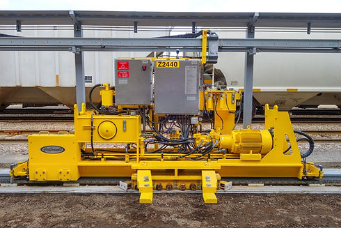 Calbrandt-Light-Duty-Cantilever-Railcar-