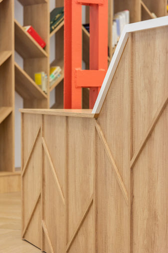 Reportaje fotografico de una asesoria en Villena, Alicante