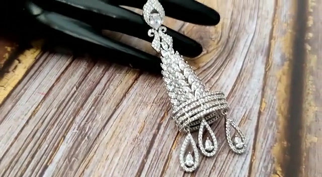 Thumbnail: Elegant Earrings