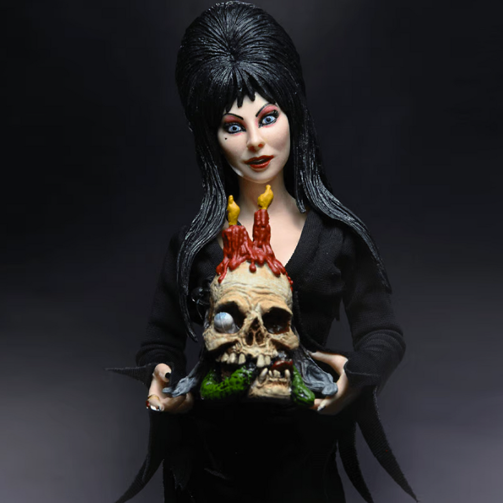 Elvira Mistress Of The Dark (Clothed) Action Figure - Neca