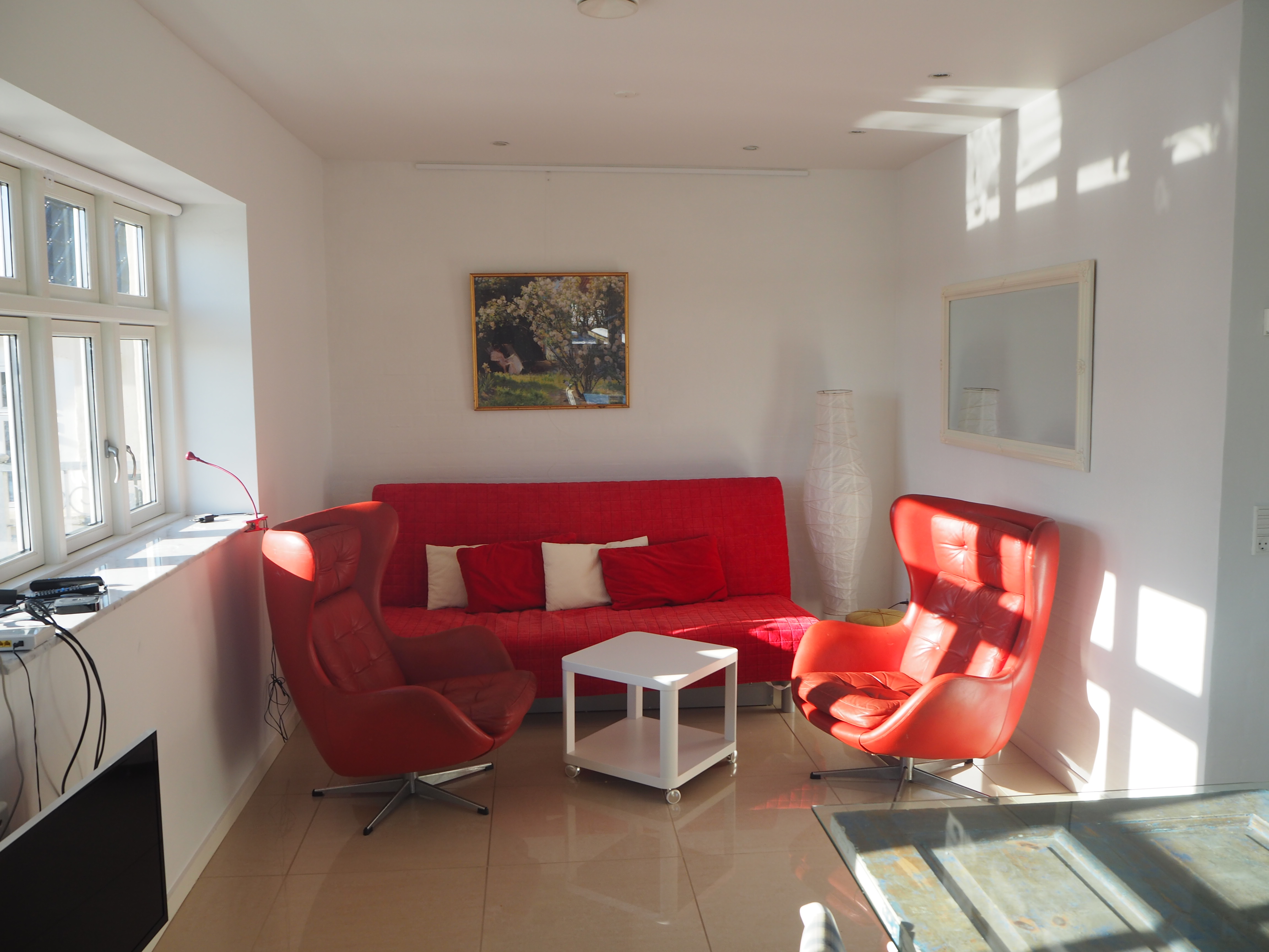 Apt. A, Livingroom