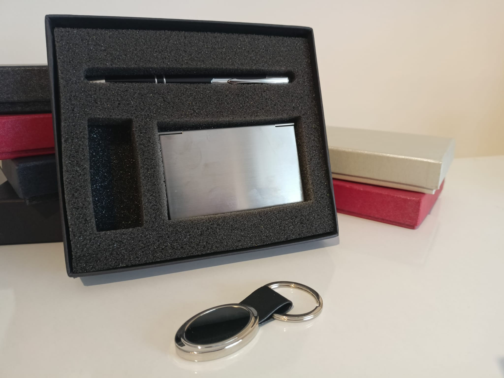 Kalem, Anahtarlık ve Kartlık Set