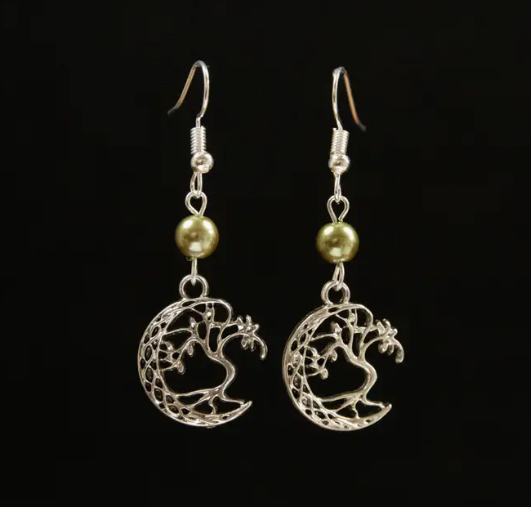 Thumbnail: Witchy Earrings