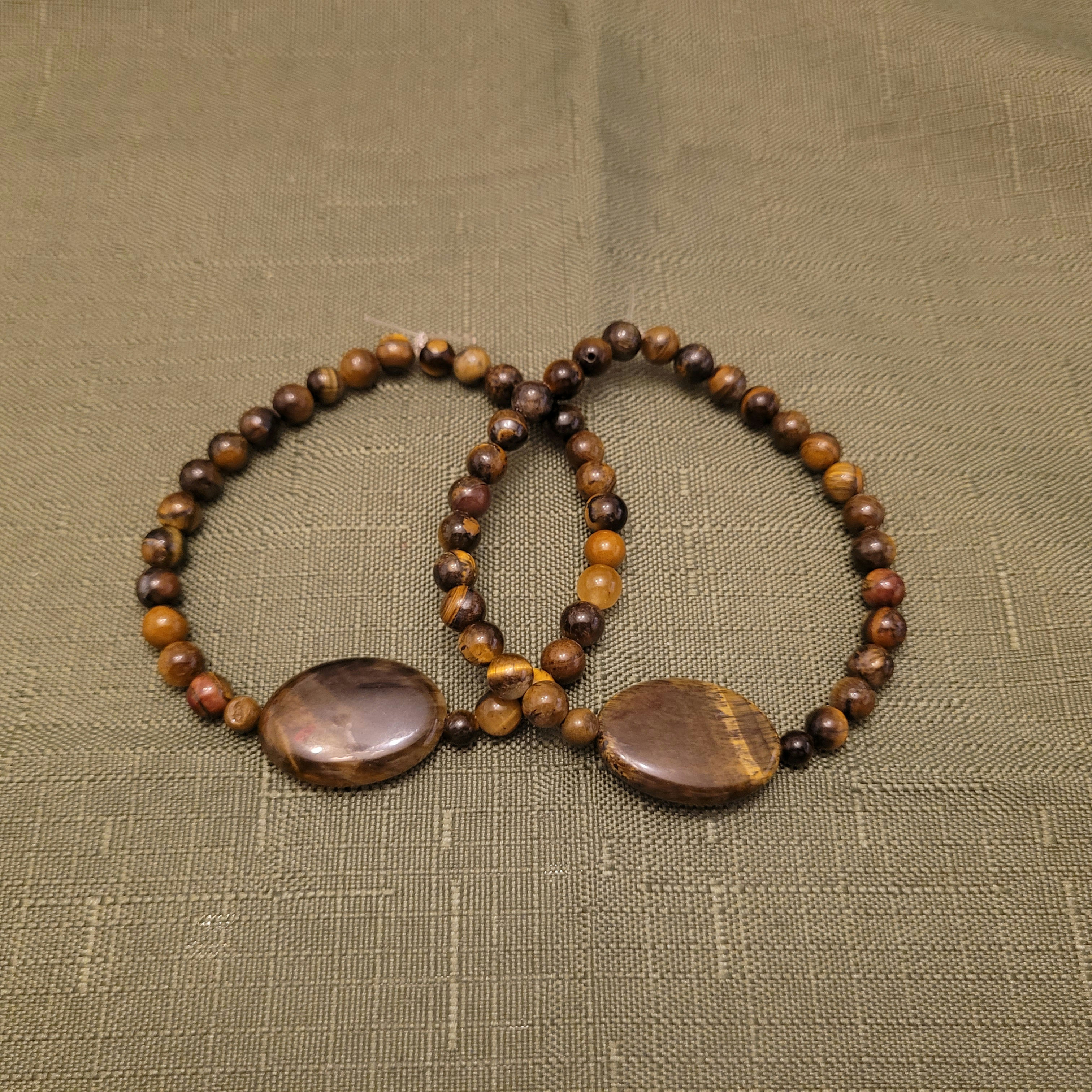 Tigers Eye Small/Oval Accent Beaded Bracelet