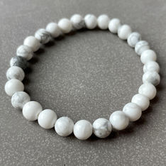 Howlite for premium crystal jewelry. Crystal bracelets, crystal jewelry in Singapore. Howlite crystal jewelry. Crystal healing jewelry and custom crystal bracelets.