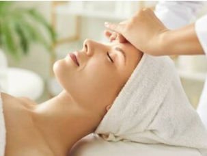 定期的なサロンケアが大切な理由とは?