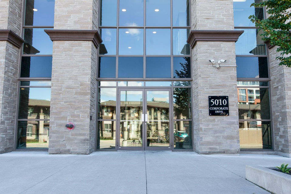 002-5010 Corporate-2_m.jpg