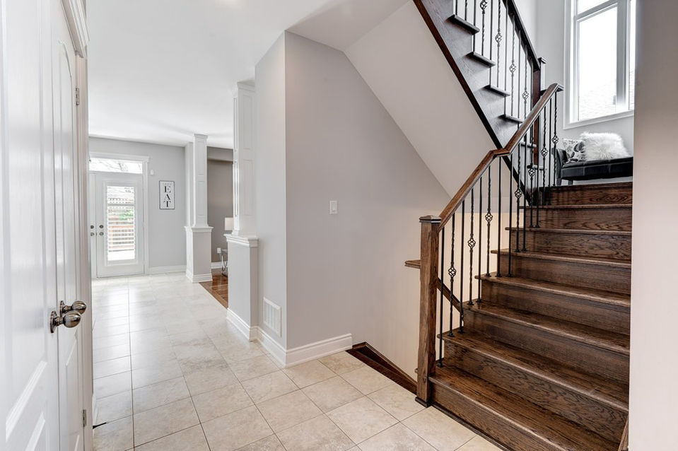 013-Main Floor-9_m.jpg