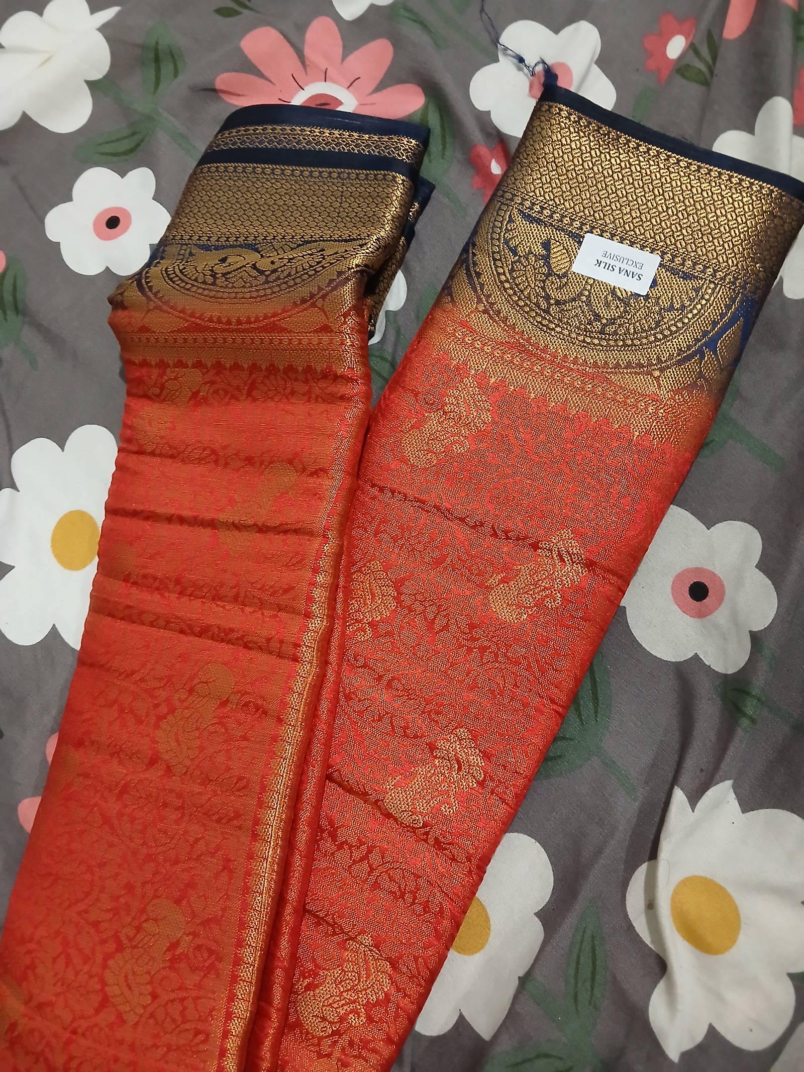 Sari indien Sana Silk rouge et doré