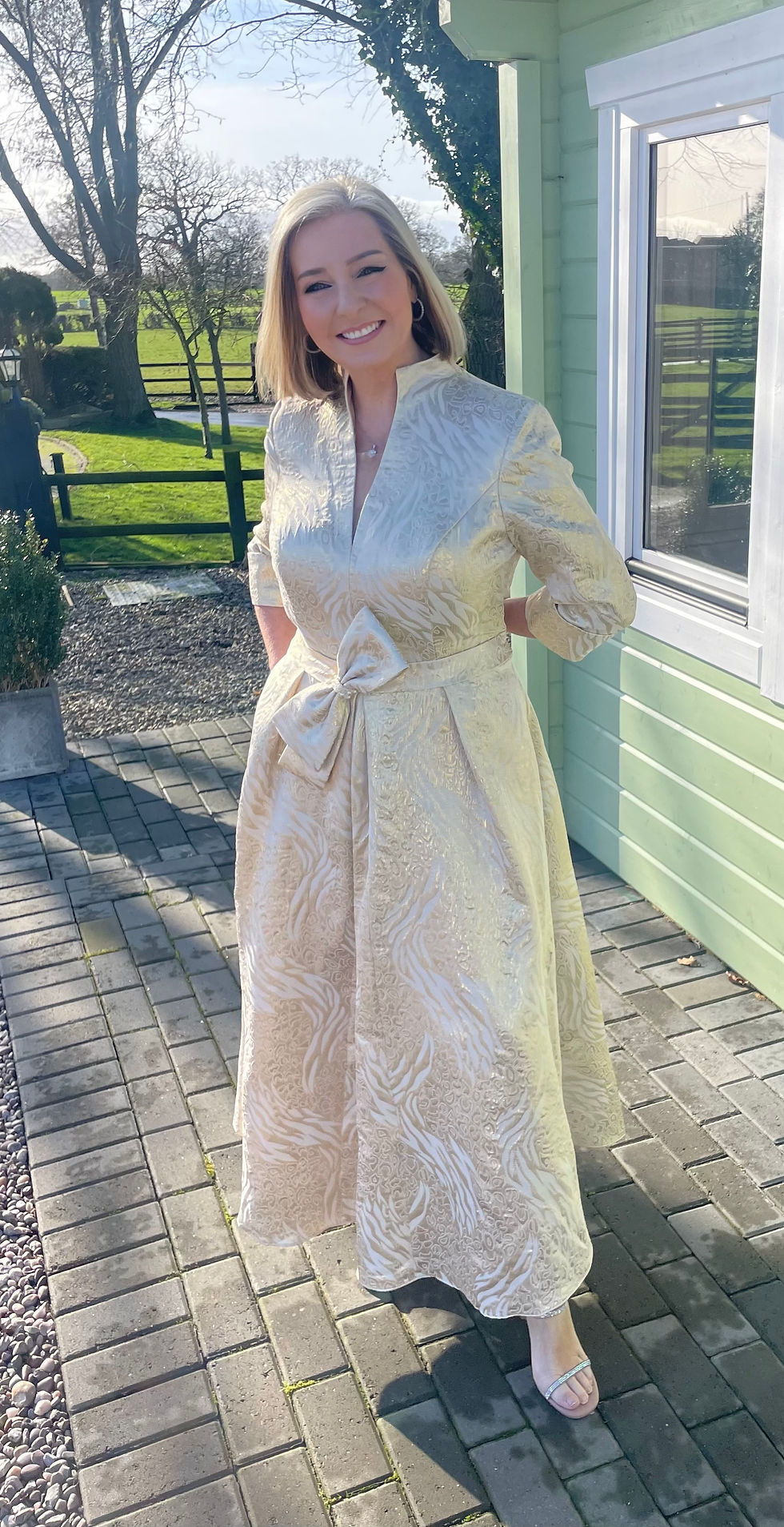 Thumbnail: Veromia Occasions Gold Metallic dress