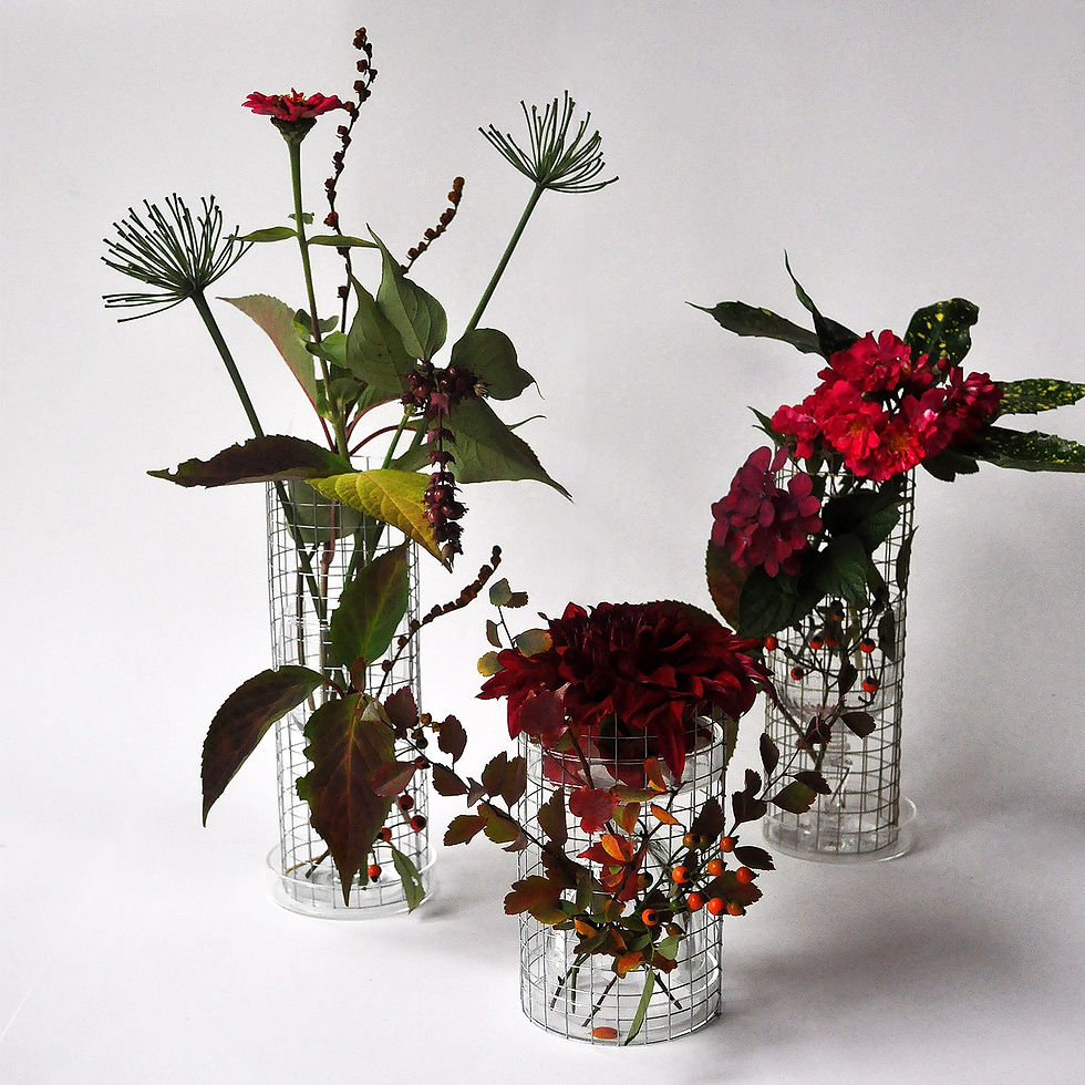 Thumbnail: GUARDIAN vase