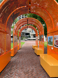 structure d'exposition extérieure