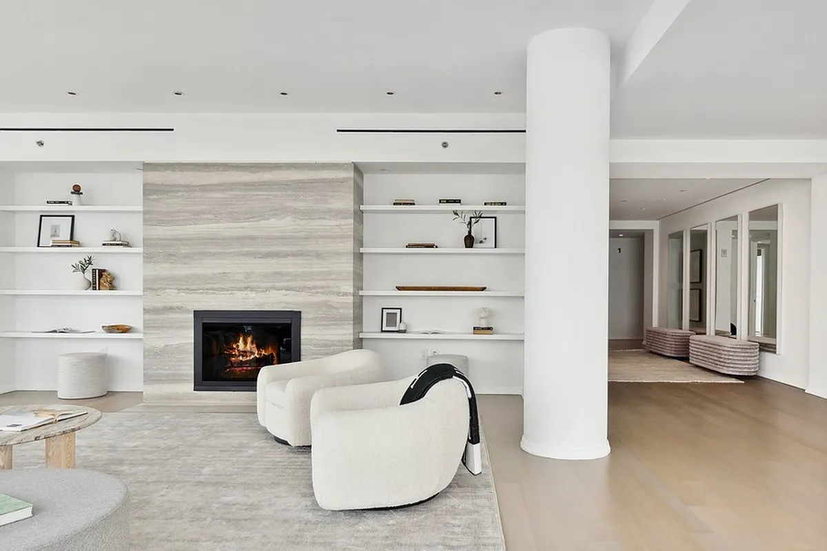 50 West St. Livingroom staged by QUADRA
