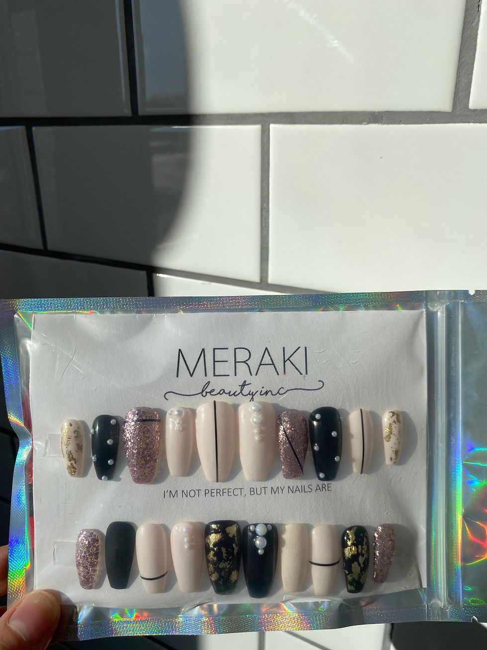 Thumbnail: Press On Nails