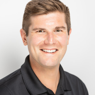 why your conference expo tradeshow needs a headshot booth