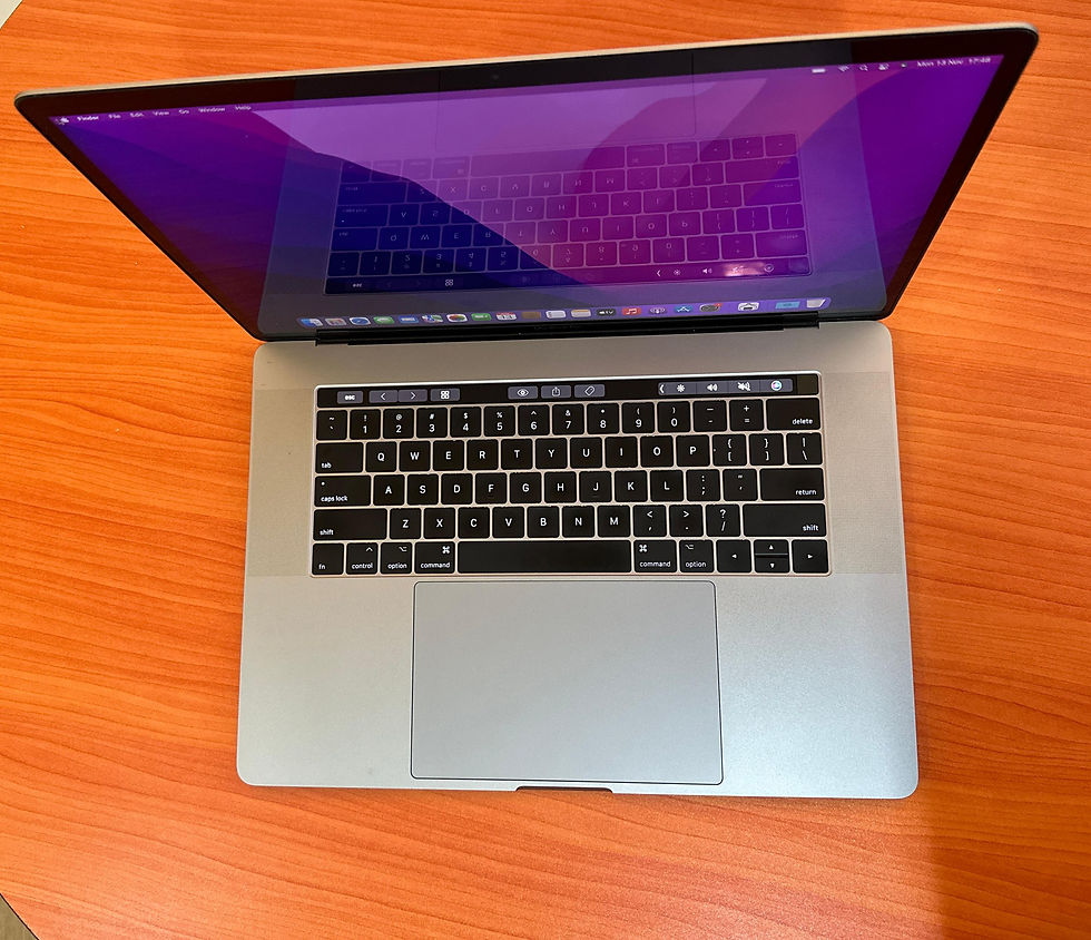 Miniatura: Macbook Pro (Retina, 15 polegadas, final de 2016 com touch bar)