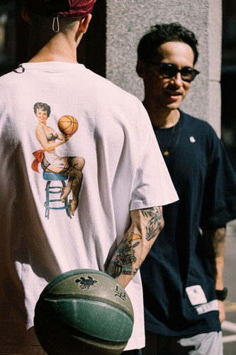 希少】Malbon x CLUBHAUS Tour Tee XLサイズ 希少】Malbon x CLUBHAUS