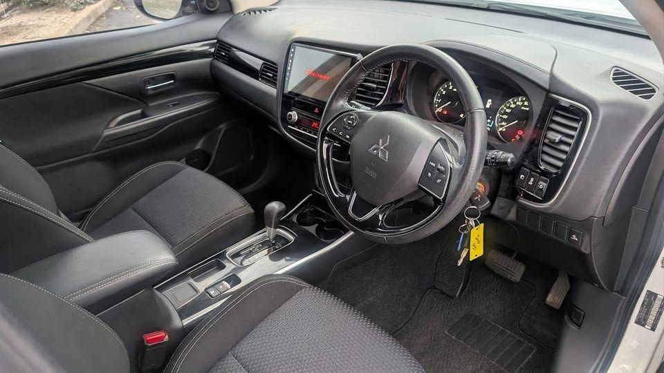 Image of 2019 Mitsubishi Outlander