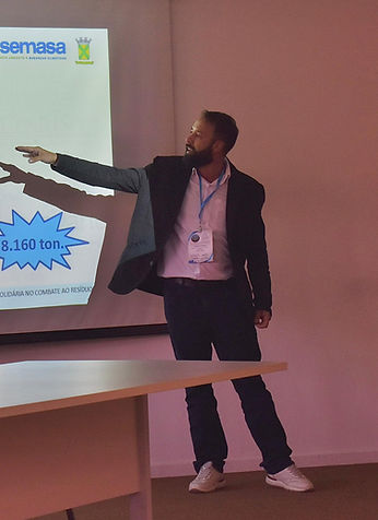 Foto Palestra.jpg