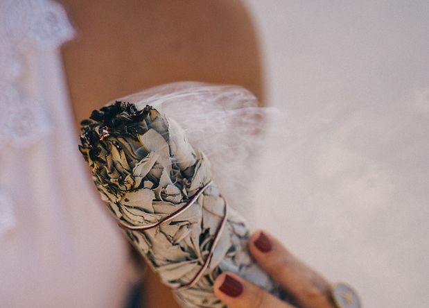 what does a psychic reading with april involve (3)_edited.jpg