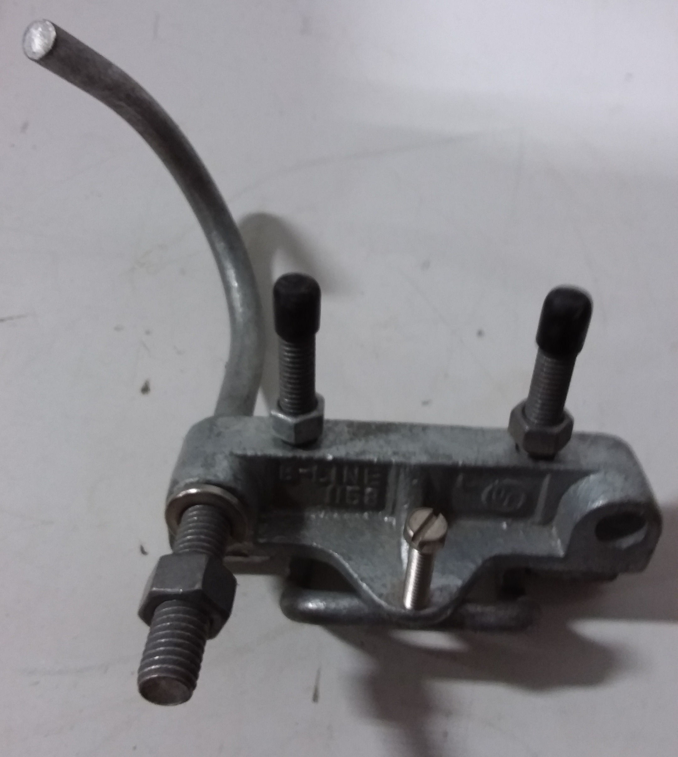 B-LINE 9G-1158 -2 1/2" - 3" Conduit To Tray Connector