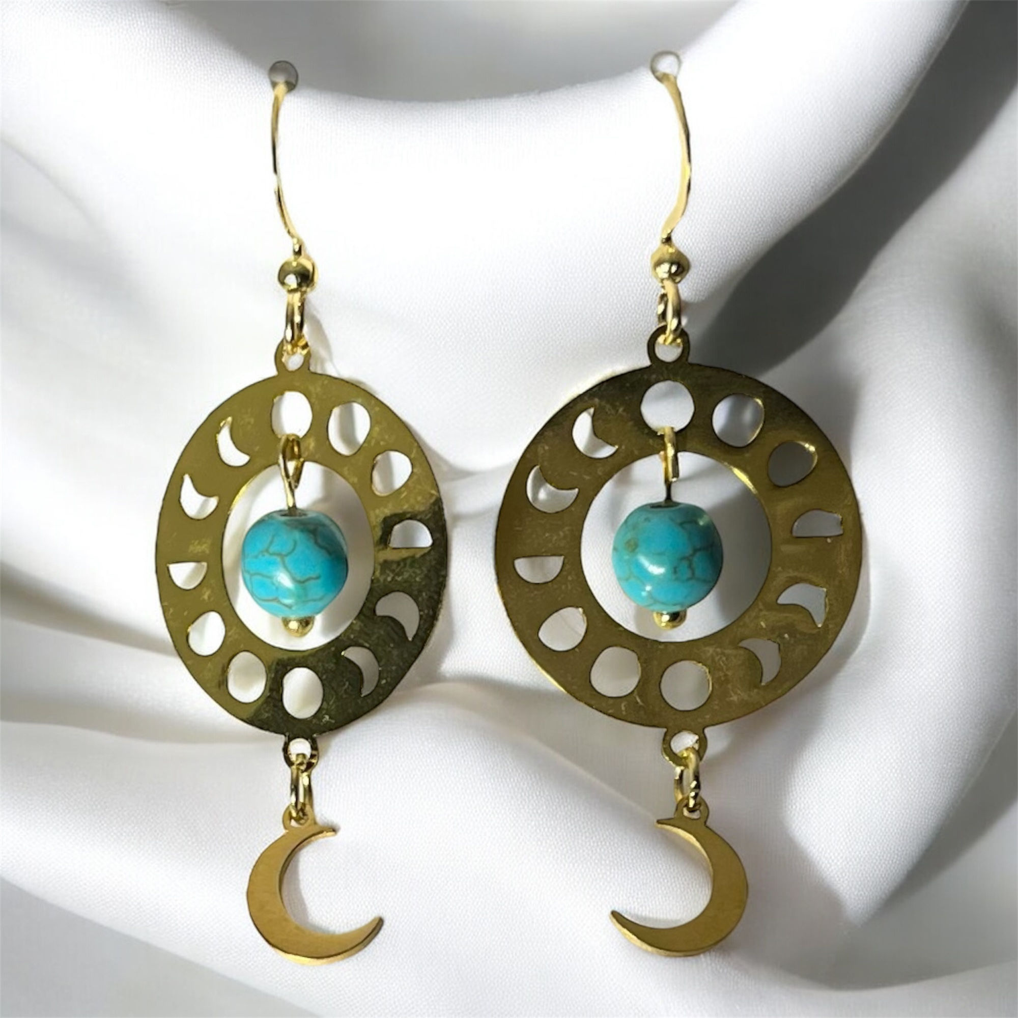 BOUCLES D’OREILLES CYCLE LUNAIRE TURQUOISE DORÉ