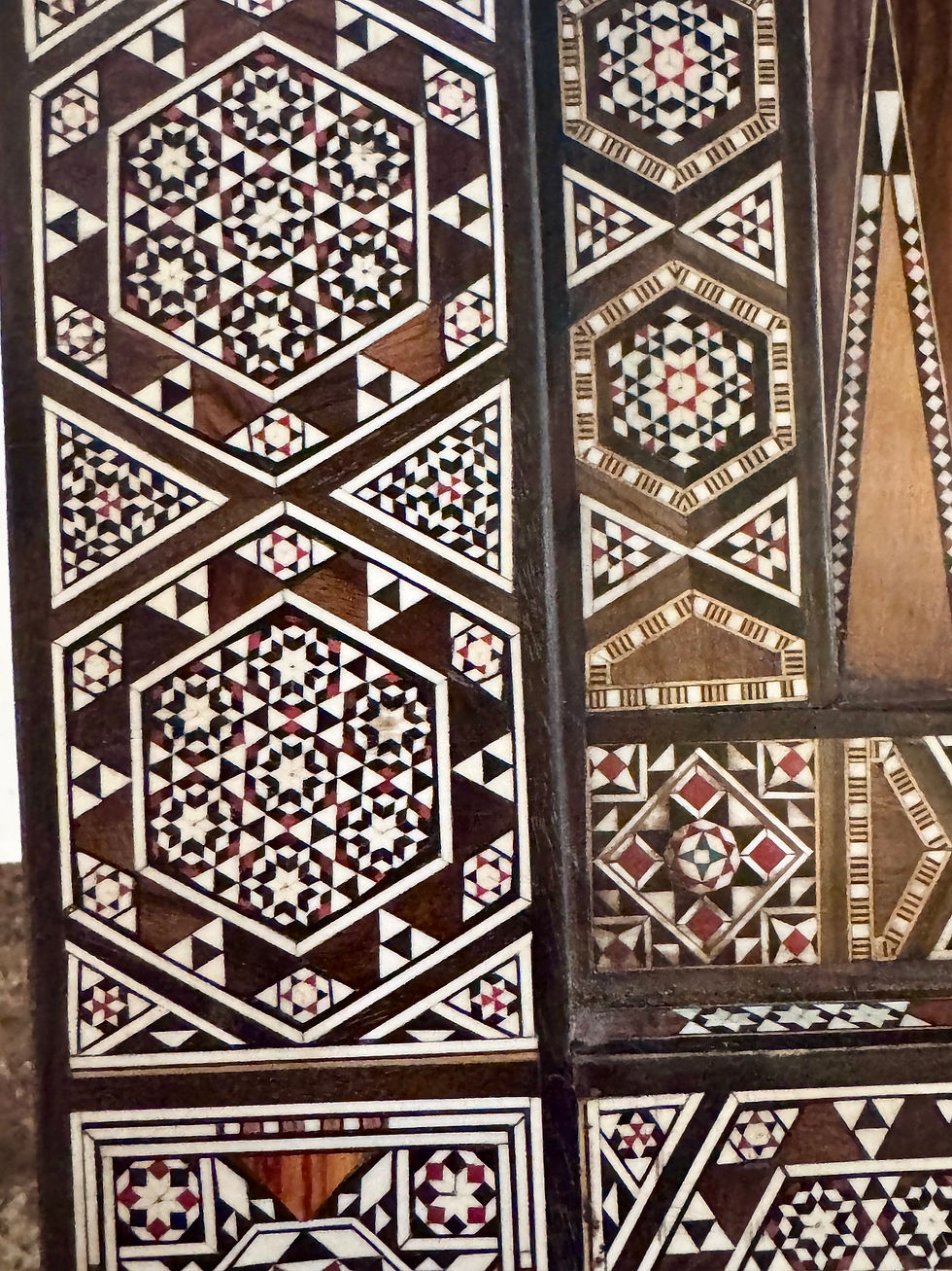 الصورة المصغرة: Syrian marquetry inlay folding game table